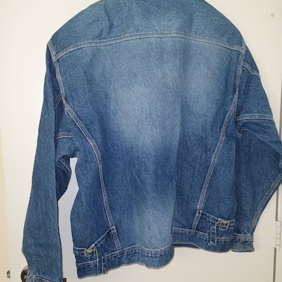 Guess vintage denim jacket size XL, 100% cotton.Perfect condition. - Picture 8 of 9